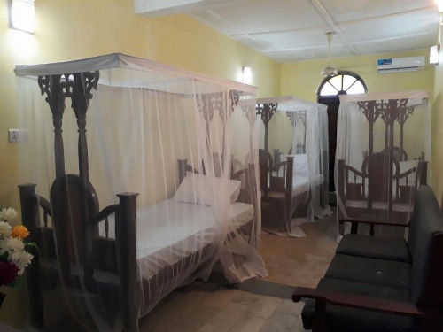 Crown Hotel image 21