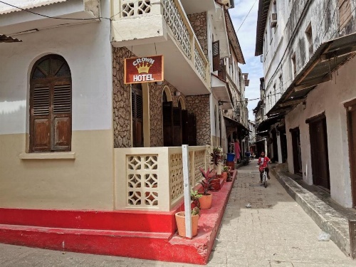 Crown Hotel image 22